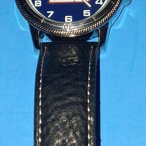 NFL Licensed NY Giants Watch And Wallet Gift Set Unworn By SPARO